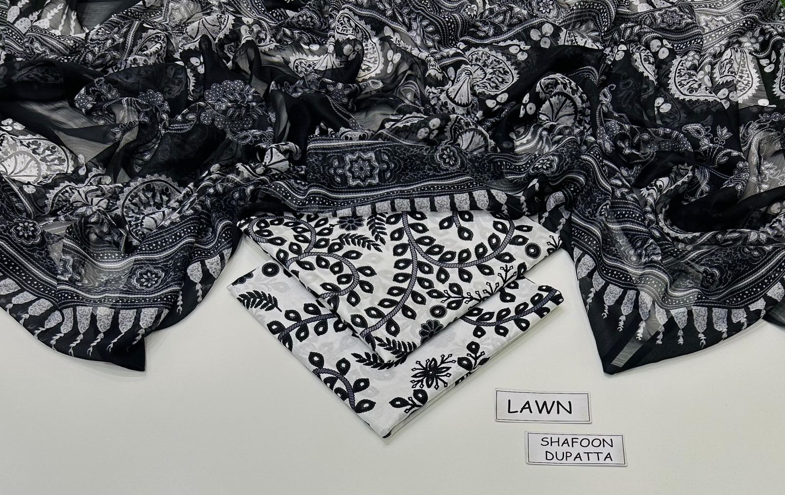 maria b lawn 3pc allover printed trouser maria b lawn 3pc allover printed trouser